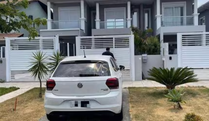 Sobrado à venda, 129 m² por R$ 720.000,00 - Ingleses do Rio Vermelho - Florianópolis/SC