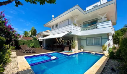 Casa com 5 Suítes à venda, 383 m² por R$ 5.000.000 - Jurerê Internacional - Florianópolis/SC
