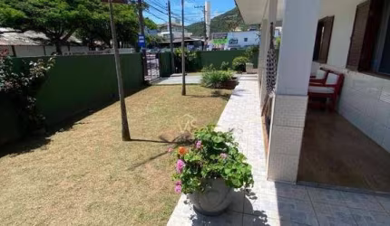 Casa com 4 dormitórios à venda, 150 m² por R$ 1.590.000,00 - Santinho - Florianópolis/SC