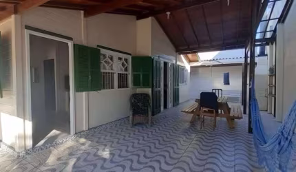 Casa com 6 dormitórios à venda, 276 m² por R$ 1.250.000,00 - Ponta das Canas - Florianópolis/SC