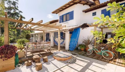 Casa com 6 dormitórios à venda, 475 m² por R$ 2.500.000,00 - Daniela - Florianópolis/SC