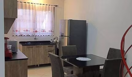 Casa Duplex à Venda nos Ingleses – Mobiliada, com Suíte e Churrasqueira