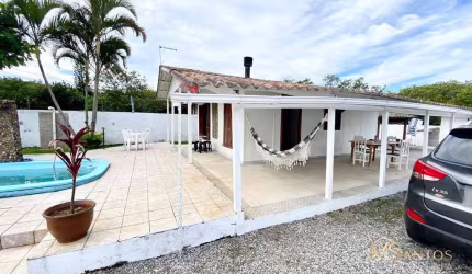 Casa com 3 dormitórios à venda, 110 m² por R$ 750.000,00 - Daniela - Florianópolis/SC