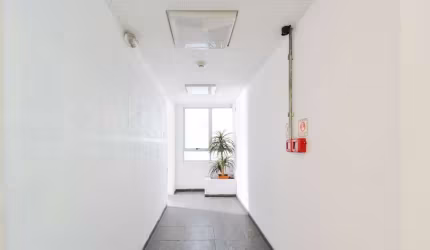 Elegante conjunto comercial para venda, 145m²