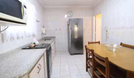 Excelente casa tipo para venda com 3 quartos, 150m²