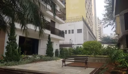 Confortável apartamento tipo para venda com 3 quartos, sendo 1 suíte, 135m²