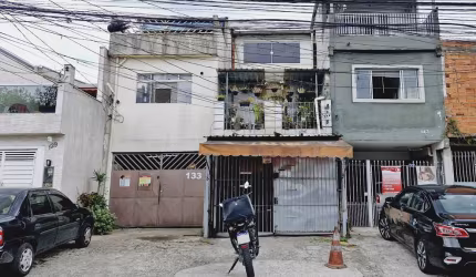Excelente casa tipo para venda com 5 quartos, sendo 2 suítes, 150m²
