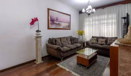 Excelente casa tipo para venda com 4 quartos, sendo 2 suítes, 283m²