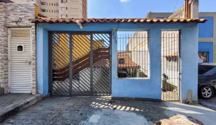 Elegante casa tipo para venda com 3 quartos, sendo 1 suíte, 127m²