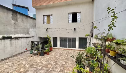 Funcional casa de vila para venda com 3 quartos, 200m²