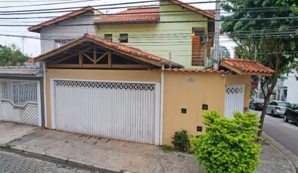 Sensacional sobrado para venda com 3 quartos, sendo 1 suíte, 238m²