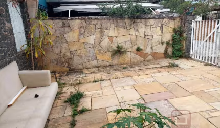 Casa   à venda em Veleiros  -  São Paulo
