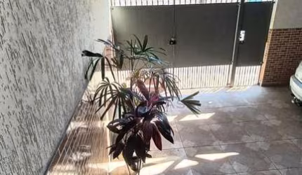 Casa  à Venda em Parque Alto do Rio Bonito  -  São Paulo