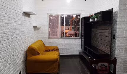 Apartamento  à  Venda em Jardim Satélite  -  São Paulo