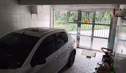 Sobrado  à Venda em Parelheiros  -  São Paulo