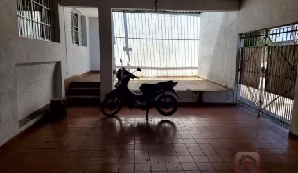Casa   à Venda em Jardim  Colônial  -  São Paulo