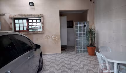 Sobrado à Venda em Veleiros  -  São Paulo