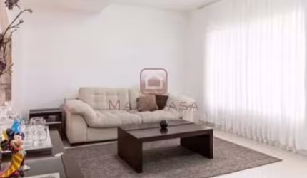 Casa de Condomínio  com 4 suítes 2 vagas à venda Interlagos