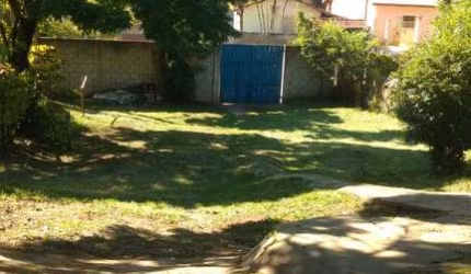Chácara com 750m² de área e 03 Dormitórios à VENDA na Pousada do Vale