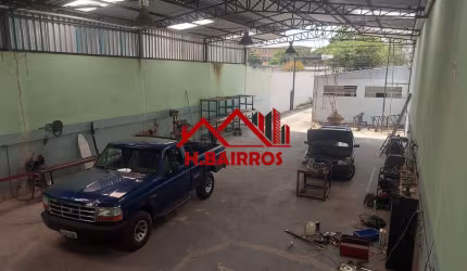 VENDE GALPÃO  COM 250 M² CONSTRUÍDO EM TERRENO DE 570 M²