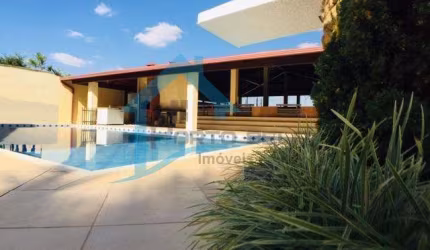 Casa para Venda em Contagem, Colonial, 5 dormitórios, 1 suíte, 5 banheiros, 8 vagas