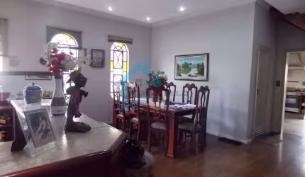 Casa para Venda em Contagem, Inconfidentes, 5 dormitórios, 4 suítes, 5 banheiros, 4 vagas