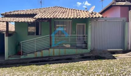 Casa Geminada para Venda em Contagem, Tropical, 2 dormitórios, 1 banheiro, 2 vagas