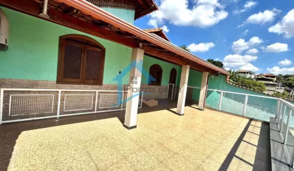 Casa para Venda em Contagem, Novo Progresso, 4 dormitórios, 2 suítes, 3 banheiros, 4 vagas
