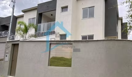 Casa Geminada para Venda em Contagem, São Gonçalo, 4 dormitórios, 1 suíte, 3 banheiros, 3 vagas