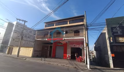 Casa para Locação em Contagem, Eldorado, 3 dormitórios, 2 suítes, 3 banheiros, 2 vagas