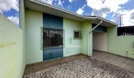 Casa com 3 dormitórios para alugar por R$ 2.137,00/mês - Pioneiros Catarinenses - Cascavel/PR