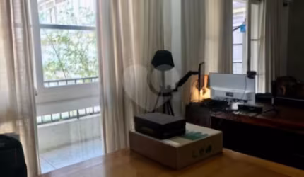 Apartamento  Higienópolis, junto ao Shopping Páteo Higienópolis,