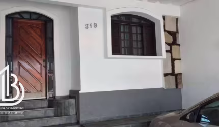 Imperdível oportunidade de adquirir uma casa com 3 quartos e 156m² em Alves Dias, São Bernardo do Campo-SP!