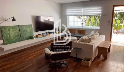 Charmoso Sobrado Reformado à Venda na Vila Progredior,3 Dormitórios e 150m²