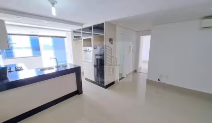 Apartamento 2 Quartos - varanda- Condomínio Solar de Brasilia