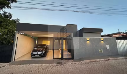 Casa Alto Padrão 3 Quartos-Suite- Arniqueira