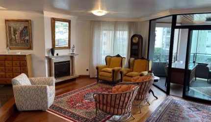 Apartamento à venda com 4 quartos e 5 vagas em Vila Madalena-SP