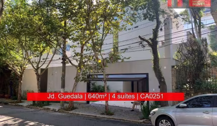 Casa com piscina, 640m², 4 suítes, 4 vagas, R. Prof. Eduardo Monteiro, 387 - Morumbi