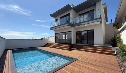 Casa 3 Dormitórios na Pedra Branca