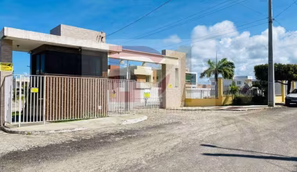 Lote / Terreno de Condomínio Para Vender no bairro São José dos Náufragos em Aracaju / Condomínio Residencial Guaricema.