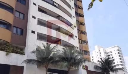 Apartamento Para Vender com 2 quartos 2 suítes no bairro Jardins em Aracaju / Edifício Ronaldo Calumby Barreto.