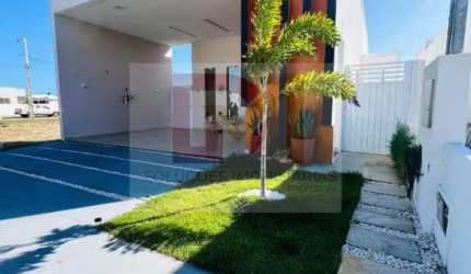 Casa Térrea - pé na areia / Sol e Praia Residencial.