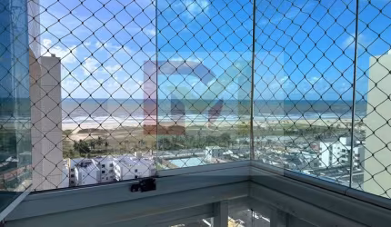 Apartamento Para Vender com 3 quartos 2 suítes no bairro Atalaia em Aracaju / Residencial Clube Atalaia.