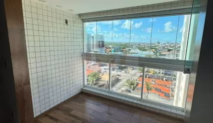 Apartamento Para Vender com 3 quartos 1 suítes no bairro Atalaia em Aracaju / Residencial Clube Atalaia.