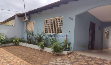 Casa à venda, 250 m² por R$ 250.000,00 - Califórnia - Londrina/PR