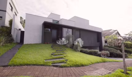 Casa com 4 dormitórios à venda, 366 m² por R$ 4.800.000,00 - Royal Tennis - Londrina/PR