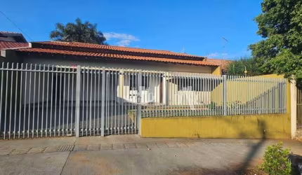 Casa com 3 quartos à venda, 100 m² por R$ 650.000 - San Fernando - Zona Leste de Londrina/PR