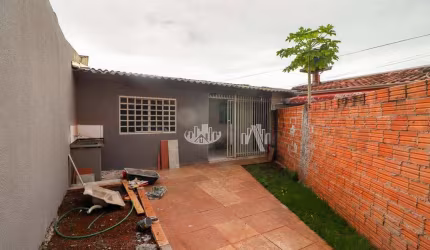 Casa com 2 dormitórios para alugar, 50 m² por R$ 950,00/mês - Jardim Piza - Londrina/PR