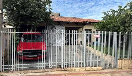 Casa com 3 quartos à venda, 179 m² por R$ 370.000 - Sol - Londrina/PR