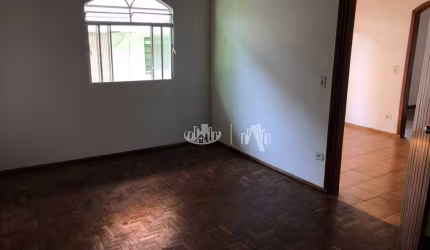 Casa com 4 quartos para alugar, 120 m² por R$ 1.900/mês - Maringá - Zona oeste de Londrina/PR